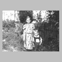 081-0016 Frieda und Kurt Radtke aus Reinlacken. Beide Kinder sind seit 1945 vermisst.jpg